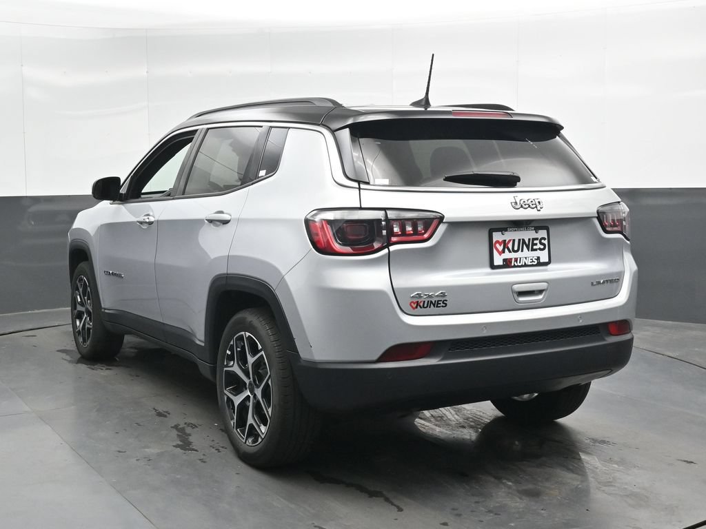 Used 2025 Jeep Compass Limited AWD/4WD image 10