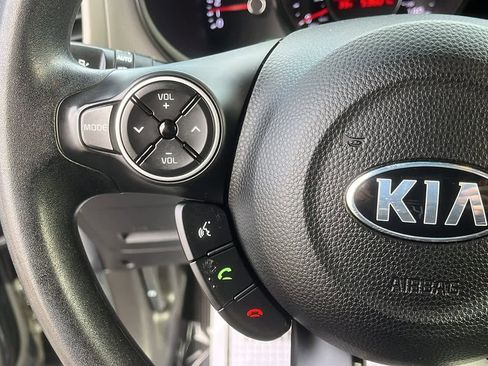 Used 2016 Kia Soul w/ Convenience Package image 12