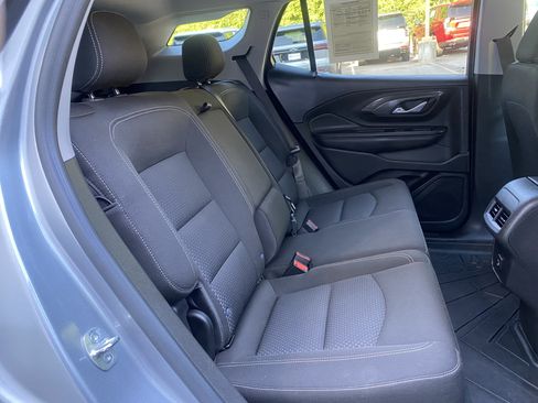 Used 2023 GMC Terrain SLE w/ Driver Convenience Package AWD/4WD image 34