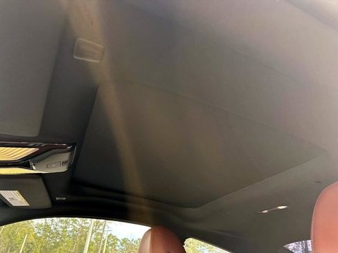 Used 2022 BMW 430i Coupe w/ M Sport Package image 25