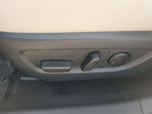 Certified 2025 MAZDA CX-30 AWD 2.5 S w/ Premium Package image 4