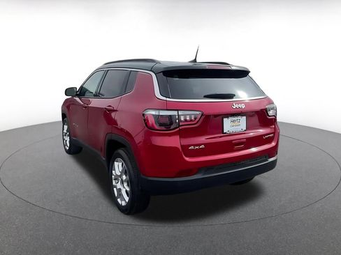 Used 2025 Jeep Compass Limited image 11