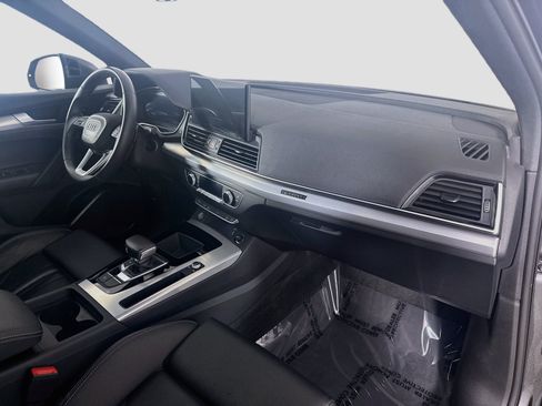 Used 2025 Audi Q5 2.0T Premium AWD/4WD image 30