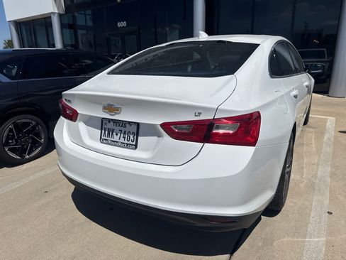 Used 2023 Chevrolet Malibu LT FWD image 4