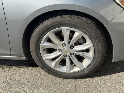 Certified 2024 Chevrolet Malibu LT FWD image 17