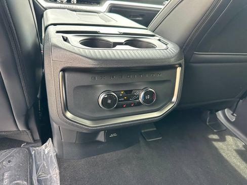 New 2026 Ford Expedition Platinum w/ Stealth Appearance Package AWD/4WD image 26