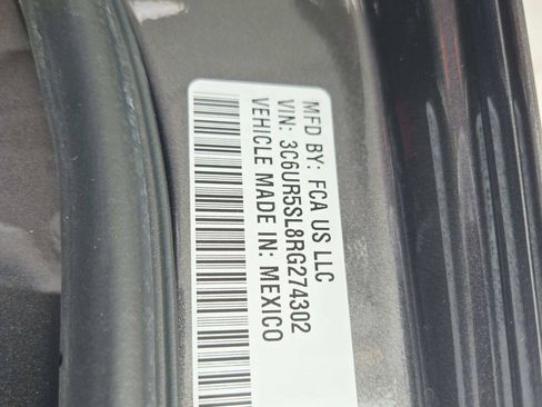 Used 2024 RAM 2500 Limited AWD/4WD image 46