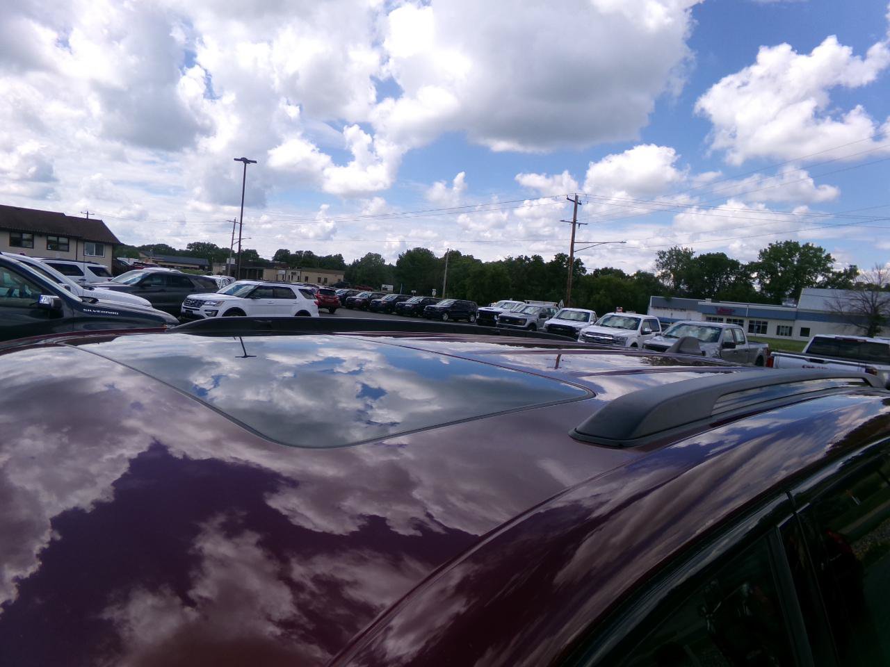 Used 2023 Jeep Grand Cherokee Altitude AWD/4WD image 9