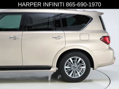 Used 2023 INFINITI QX80 Luxe w/ Cargo Package AWD/4WD image 4