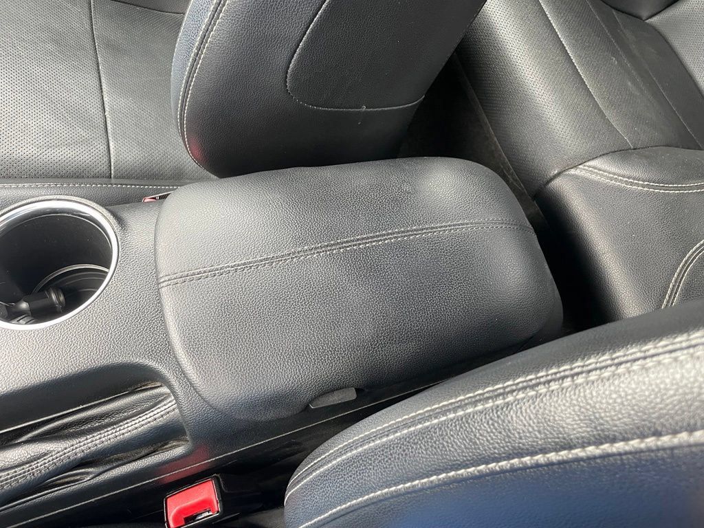 Used 2018 Ford Mustang Premium RWD image 48