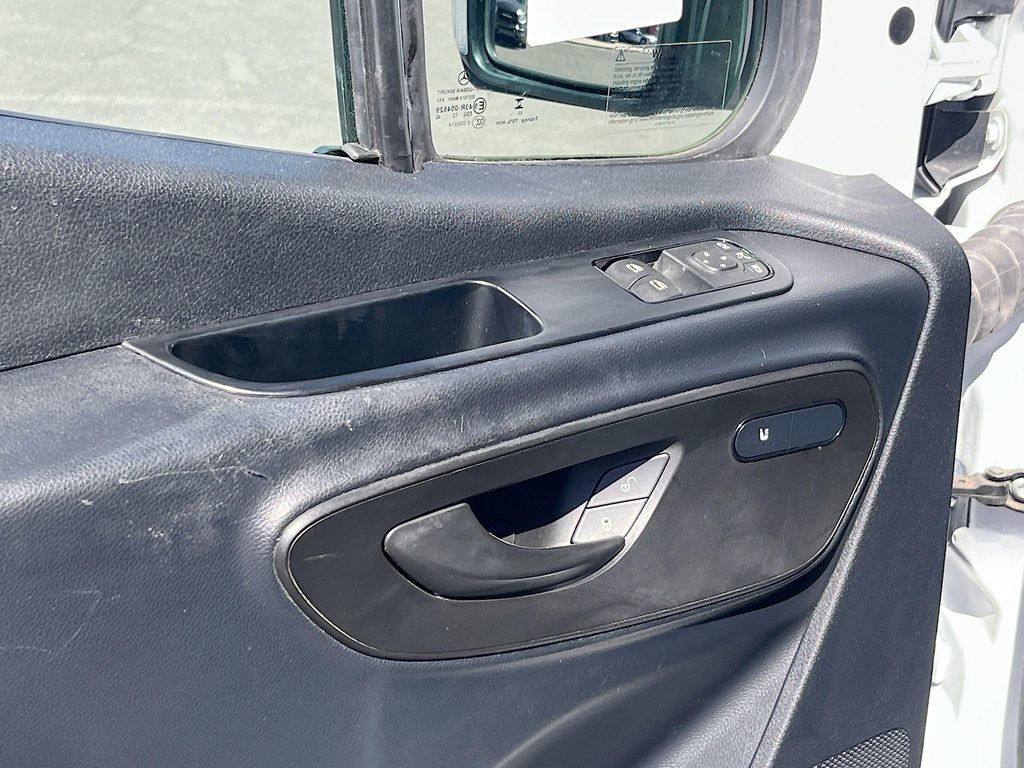 Used 2024 Mercedes-Benz Sprinter 3500 image 17