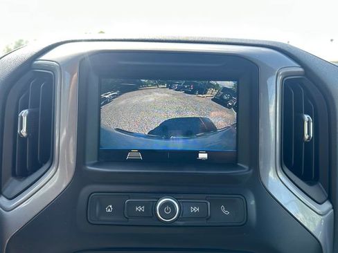 Used 2019 GMC Sierra 1500 2WD Crew Cab w/ Convenience Package image 19
