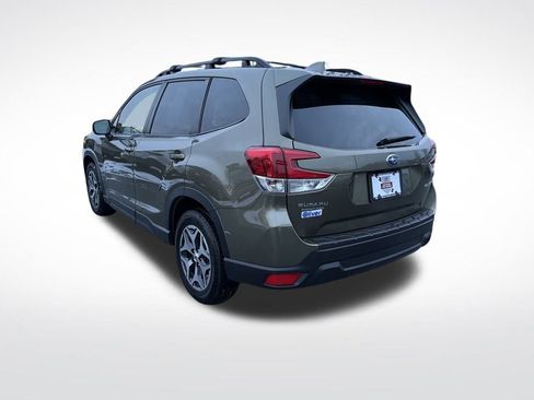 Certified 2023 Subaru Forester Premium image 14