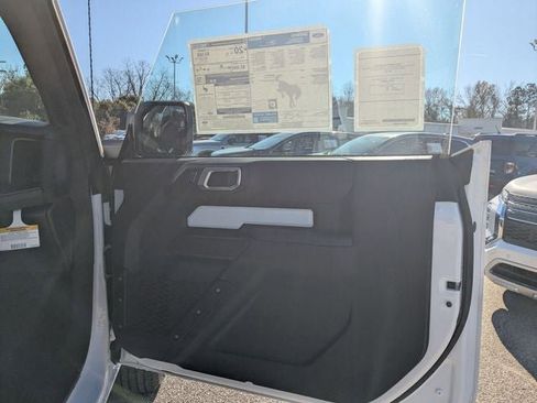 New 2025 Ford Bronco 2-Door image 54