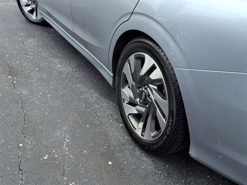 Used 2023 Subaru Legacy Limited AWD/4WD image 27