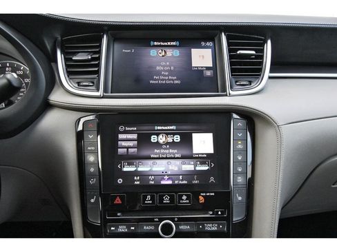Used 2023 INFINITI QX50 Luxe FWD image 22