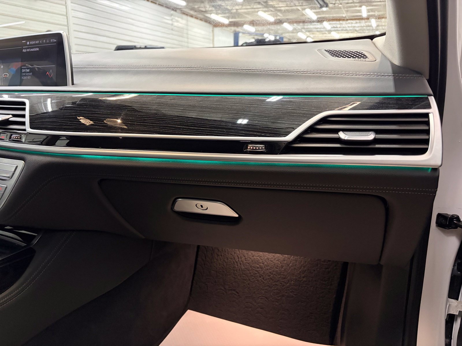 Used 2022 BMW 740i xDrive w/ Premium Package AWD/4WD image 29