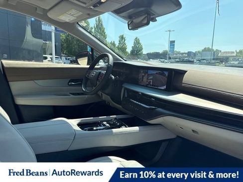 New 2026 Nissan Armada SL w/ Captain's Chari Seat Package AWD/4WD image 14