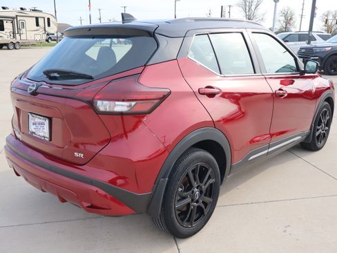 Used 2023 Nissan Kicks SR w/ SR Premium Package image 5