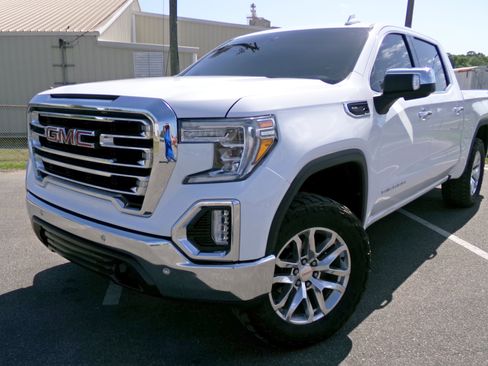 Used 2022 GMC Sierra 1500 SLT w/ SLT Premium Plus Package image 1