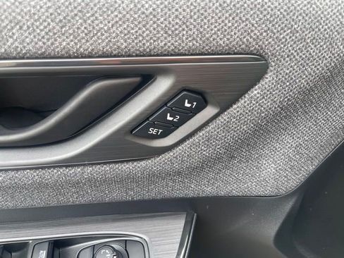 New 2026 Subaru Outback Limited AWD/4WD image 11