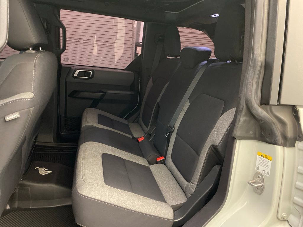 Used 2022 Ford Bronco 4-Door AWD/4WD image 19