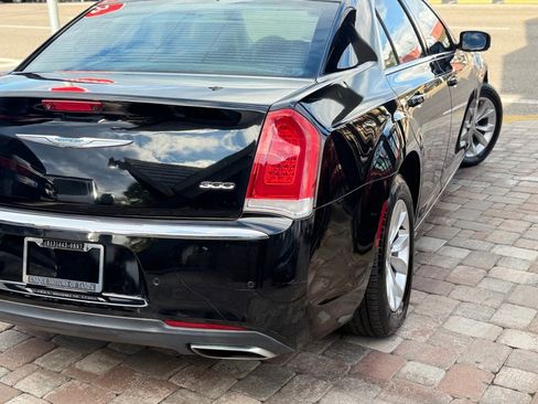 Used 2015 Chrysler 300 Limited w/ 300 Premium Group image 27