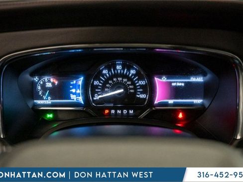 Used 2017 Lincoln Navigator L Reserve image 7