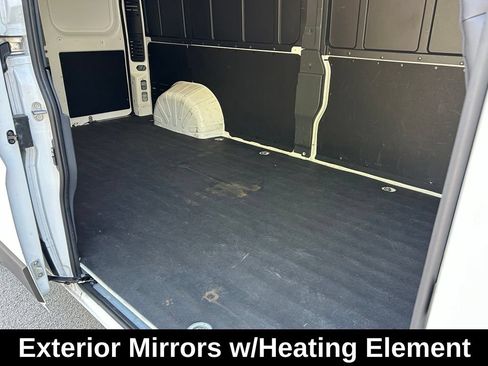 Used 2025 RAM ProMaster 2500 w/ Convenience Group FWD image 15