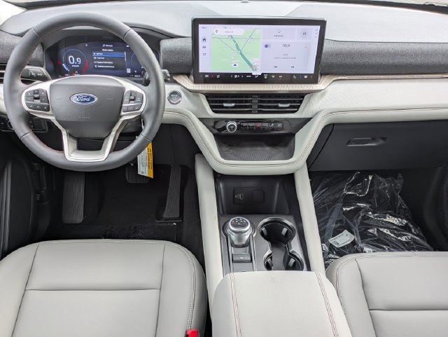 Certified 2026 Ford Explorer Active w/ Active Comfort Package RWD image 15