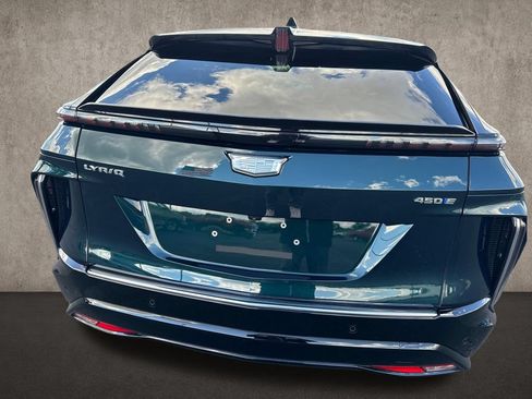 Used 2024 Cadillac Lyriq Luxury RWD image 5