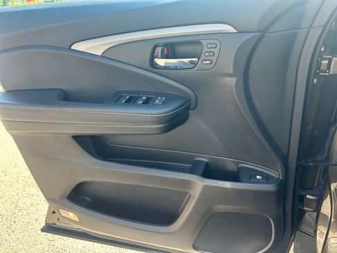 Used 2022 Honda Ridgeline RTL-E image 22