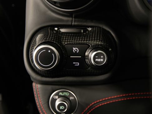 Certified 2022 Ferrari Portofino M image 21