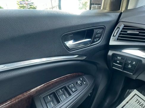 Used 2018 Acura MDX w/ Technology Package AWD/4WD image 13