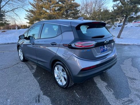 Used 2022 Chevrolet Bolt LT image 7
