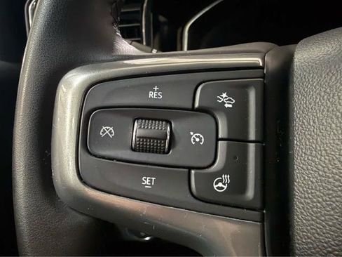 Used 2025 Chevrolet Silverado 1500 LT AWD/4WD image 19