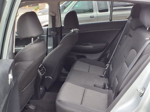 Used 2019 Kia Sportage LX image 11