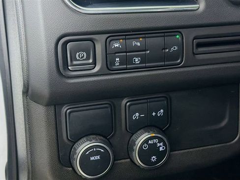 Used 2022 Chevrolet Tahoe RST w/ Luxury Package RWD image 12