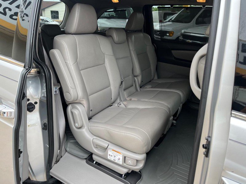 Used 2013 Honda Odyssey Touring image 11