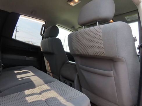 Used 2011 Toyota Tundra 4x4 Double Cab w/ Tow Pkg image 38