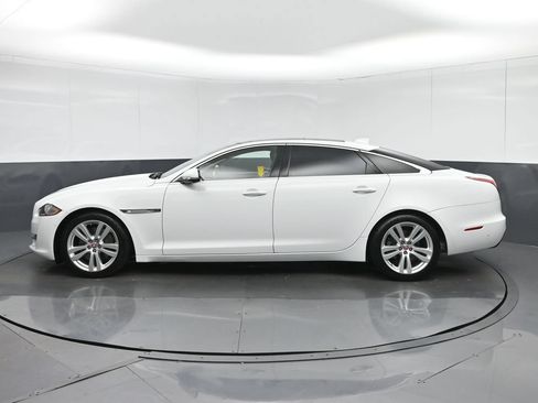 Used 2016 Jaguar XJ L Portfolio AWD/4WD image 4