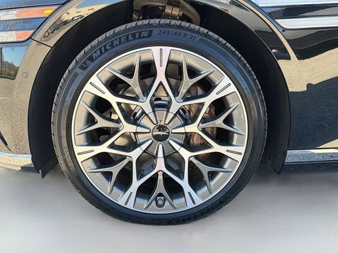 Used 2025 Genesis G90 3.5T image 43