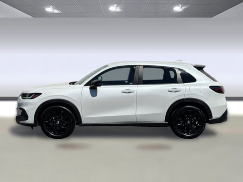 Certified 2025 Honda HR-V Sport image 2