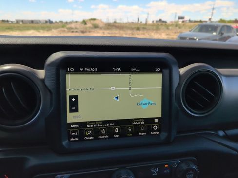 Used 2023 Jeep Wrangler Unlimited w/ Cold Weather Group AWD/4WD image 21