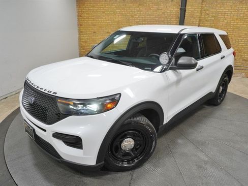 Used 2023 Ford Explorer 4WD Police Interceptor image 2