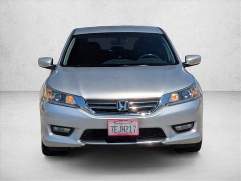 Used 2014 Honda Accord Sport image 2