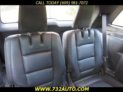 Used 2013 Ford Explorer XLT AWD/4WD image 11