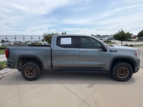 Used 2021 GMC Sierra 1500 AT4 w/ AT4 Premium Package AWD/4WD image 17