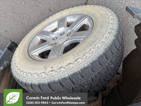 Used 2014 GMC Sierra 1500 SLT w/ Driver Alert Package image 10