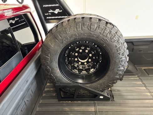 Used 2025 GMC Sierra 2500 AT4 w/ AT4 Premium Plus Package AWD/4WD image 21